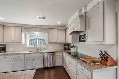 5103 Captains Drive, Dickinson, TX 77539 - Photo 14