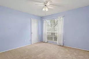 8926 Langdon Ln, Houston, TX 77036 - Photo 24