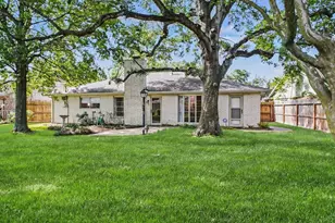 8926 Langdon Ln, Houston, TX 77036 - Photo 34