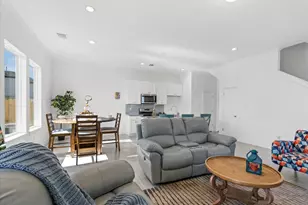 6404 Pregonero Ln, Houston, TX 77048 - Photo 8