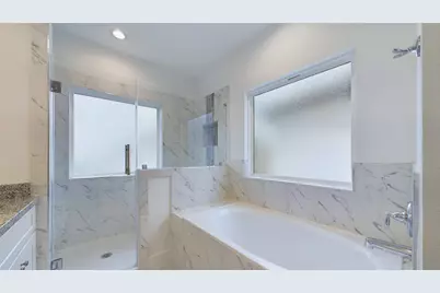6404 Pregonero Lane, Houston, TX 77048 - Photo 12