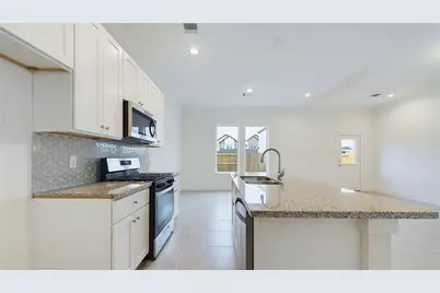 6404 Pregonero Lane, Houston, TX 77048 - Photo 8