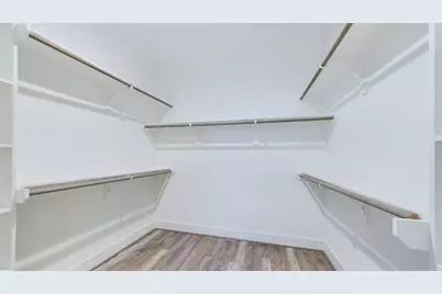6404 Pregonero Lane, Houston, TX 77048 - Photo 14