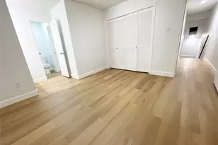 13716 Hollowgreen Dr, Houston, TX 77082 - Photo 16