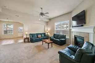 19406 Plantation Cove Ln, Katy, TX 77449 - Photo 8