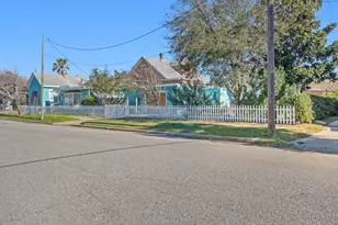 1302 15th St, Galveston, TX 77550 - Photo 28