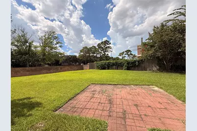 1702 Fantasy Woods Drive, Houston, TX 77094 - Photo 18