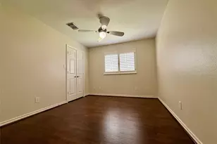 1702 Fantasy Woods Dr, Houston, TX 77094 - Photo 16