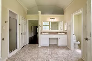 1702 Fantasy Woods Dr, Houston, TX 77094 - Photo 10