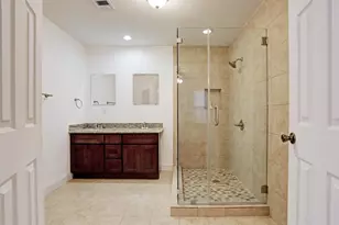 5205 Verdome Ln, Houston, TX 77092 - Photo 16