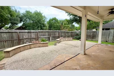 14 Dardenelle Ct, Conroe, TX 77384 - Photo 18