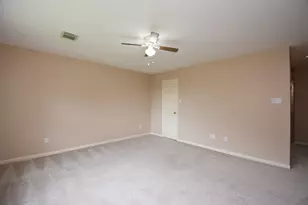 4815 Knights Branch Dr, Sugar Land, TX 77479 - Photo 32