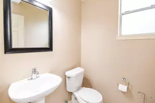 4815 Knights Branch Dr, Sugar Land, TX 77479 - Photo 20
