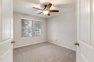 7130 Edwanna Ln, Spring, TX 77389 - Photo 6