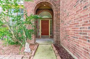 1017 Hamilton St, Alvin, TX 77511 - Photo 4