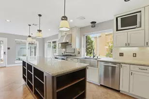 4410 Wickford Cir, Sugar Land, TX 77479 - Photo 12