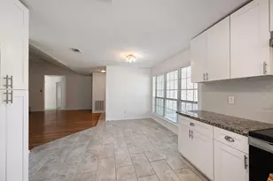 14023 Old Village Ln, Sugar Land, TX 77498 - Photo 16