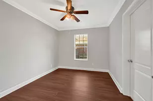 2331 Delafield St, Houston, TX 77023 - Photo 10