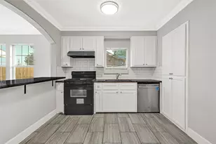 2331 Delafield St, Houston, TX 77023 - Photo 8