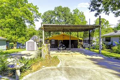 148 Sandpiper Dr, Livingston, TX 77351 - Photo 1