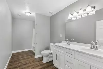 520 E Defee Avenue, Baytown, TX 77520 - Photo 18