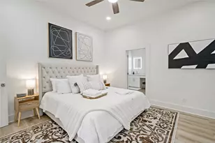506 E Evergreen Street E, San Antonio, TX 78212 - Photo 14