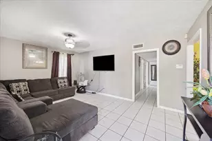 3714 Ramsey Dr, Pasadena, TX 77503 - Photo 2