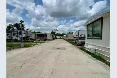 12125 Aldine Westfield Road #17, Houston, TX 77093 - Photo 6
