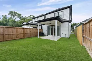 8132 Sunnyhill St, Houston, TX 77088 - Photo 20