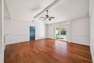 3305 Churchill St, Pearland, TX 77581 - Photo 10