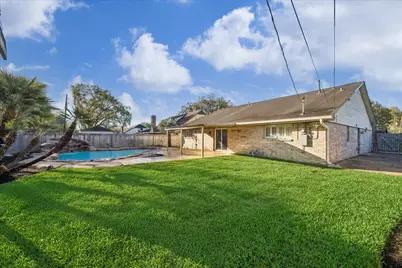 3305 Churchill Street, Pearland, TX 77581 - Photo 34