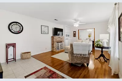 111 Circle Drive, Cleveland, TX 77327 - Photo 2
