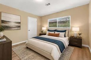 12610 S Coast Dr, Houston, TX 77047 - Photo 10