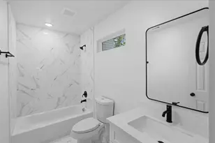 903 Marjorie St, Houston, TX 77088 - Photo 14