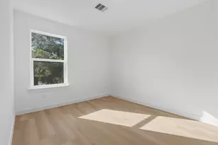 903 Marjorie St, Houston, TX 77088 - Photo 12