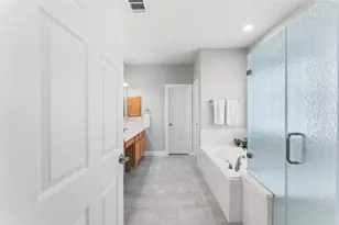 14111 Chartley Falls Dr, Houston, TX 77044 - Photo 16