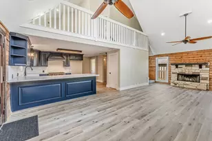 52 Hunters Creek Dr, Huntsville, TX 77340 - Photo 18