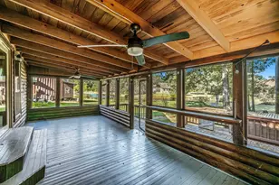 52 Hunters Creek Dr, Huntsville, TX 77340 - Photo 22