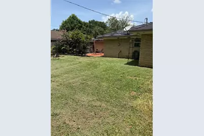 1825 Dolphin Drive, Seabrook, TX 77586 - Photo 18