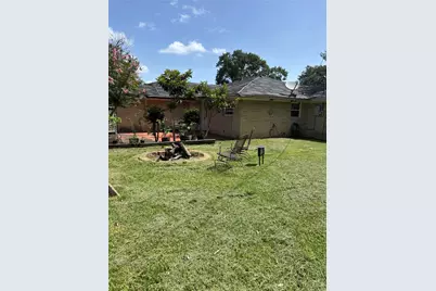 1825 Dolphin Drive, Seabrook, TX 77586 - Photo 14