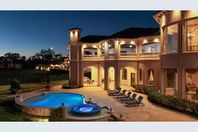 17 Sovereign Circle, Richmond, TX 77469 - Photo 2