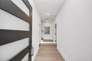 5630 Dolores St, Houston, TX 77057 - Photo 6