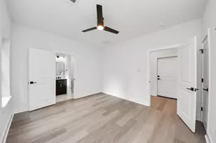 5630 Dolores St, Houston, TX 77057 - Photo 24
