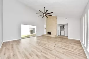 9114 Spellman Rd, Houston, TX 77031 - Photo 10