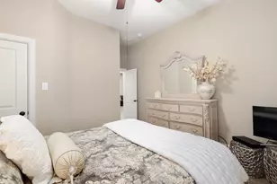 1110 Highborne Cay Ct, Texas City, TX 77590 - Photo 34