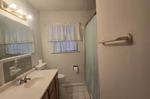 5659 Westover St, Houston, TX 77033 - Photo 8