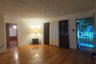 5659 Westover St, Houston, TX 77033 - Photo 6