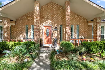 9823 Sageaspen Lane, Houston, TX 77089 - Photo 2