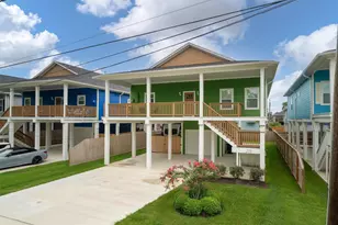 213 W, Kemah, TX 77565 - Photo 1