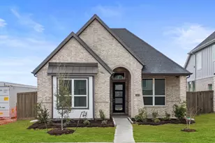 11816 S Pavillion Dr, Mont Belvieu, TX 77523 - Photo 1